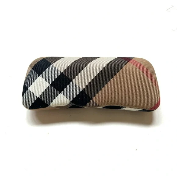 Burberry Glasses Case in Signature Burberry Fabric. Excellent Condition. - Picture 2 of 6